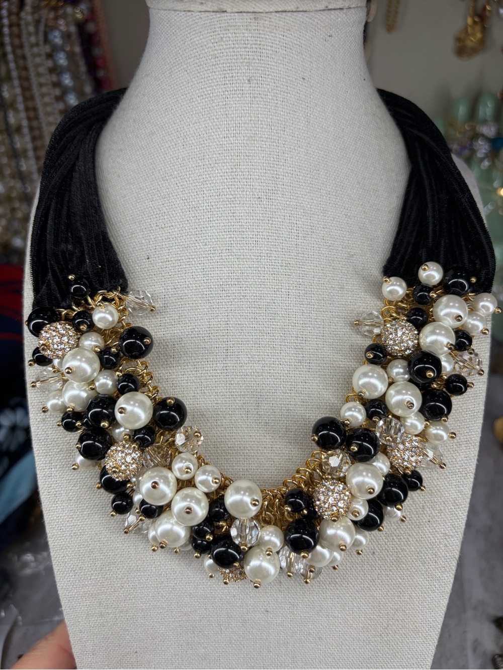Talbots Necklace Chain Mail Chunky Faux Pearl  Rhinestone Velvet Gold Tone NWOT